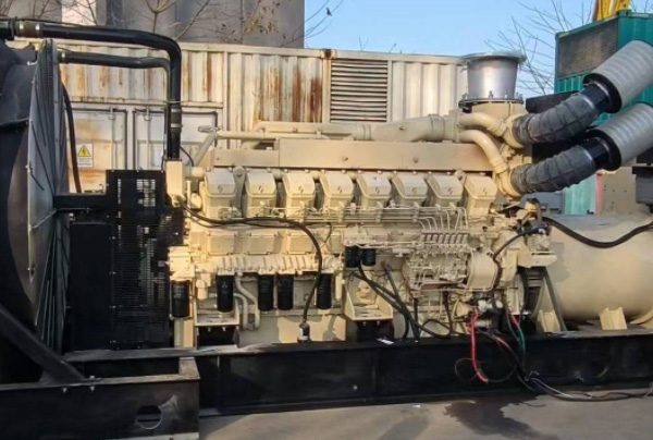 同款功率柴油发电机价格差异大？